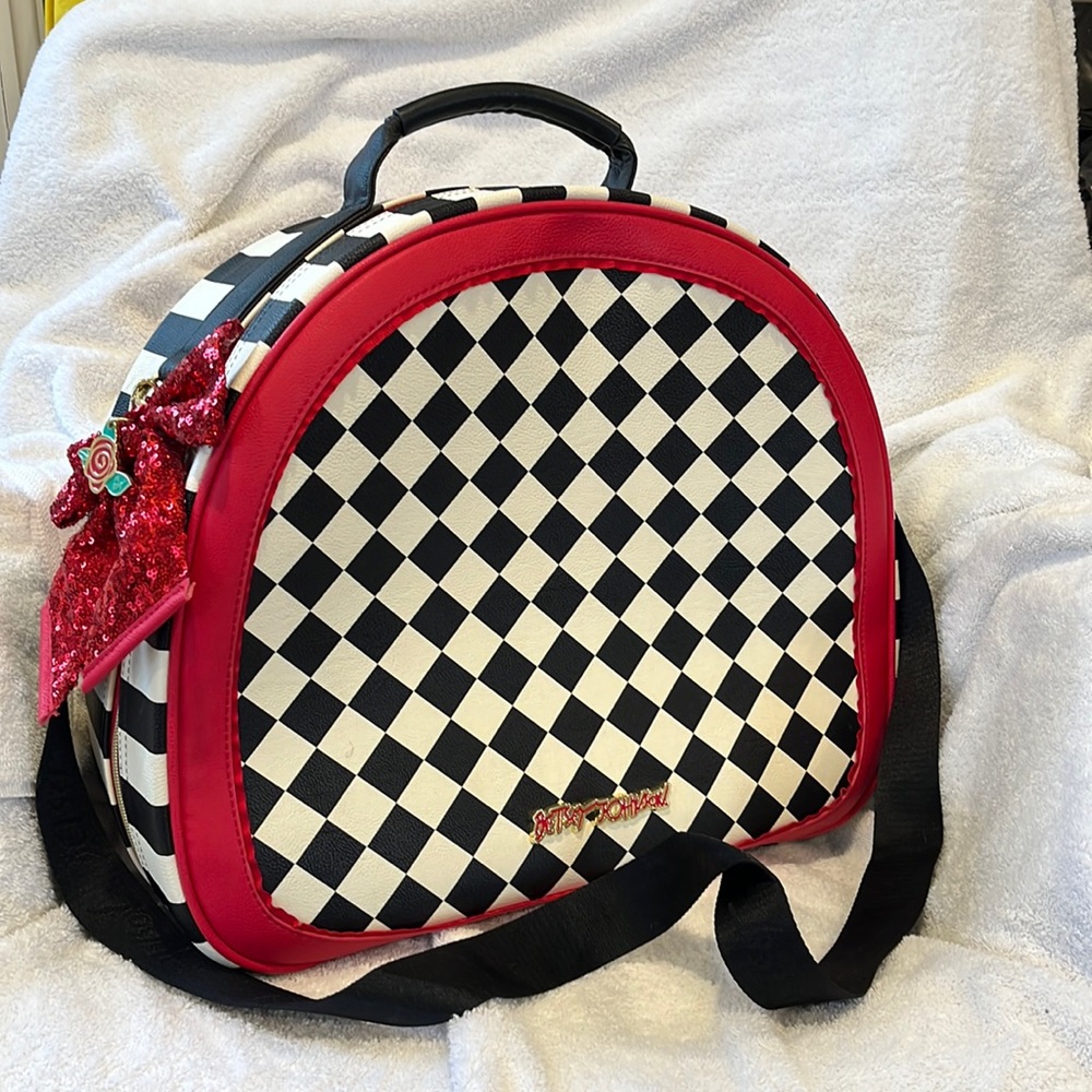 Betsy Johnson train case NWOT